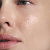 Capsules de sérum correcteur de taches brunes à la triple vitamine C pour femmes | Essence anti-âge Camellia VE et sérum à la niacinamide pour raffermir la peau relâchée et atténuer les ridules